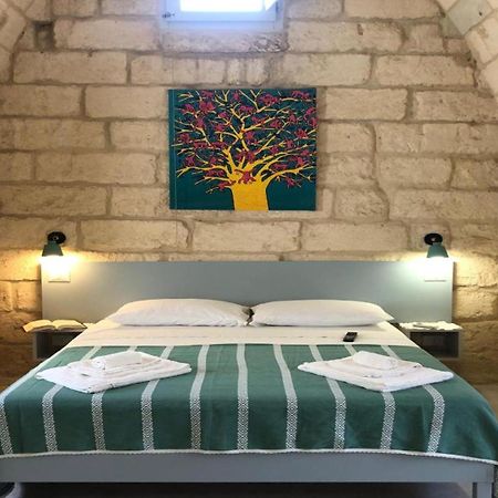 Odegos Monolocali Vico Sant'Antonio Villa Carpignano Salentino Eksteriør bilde