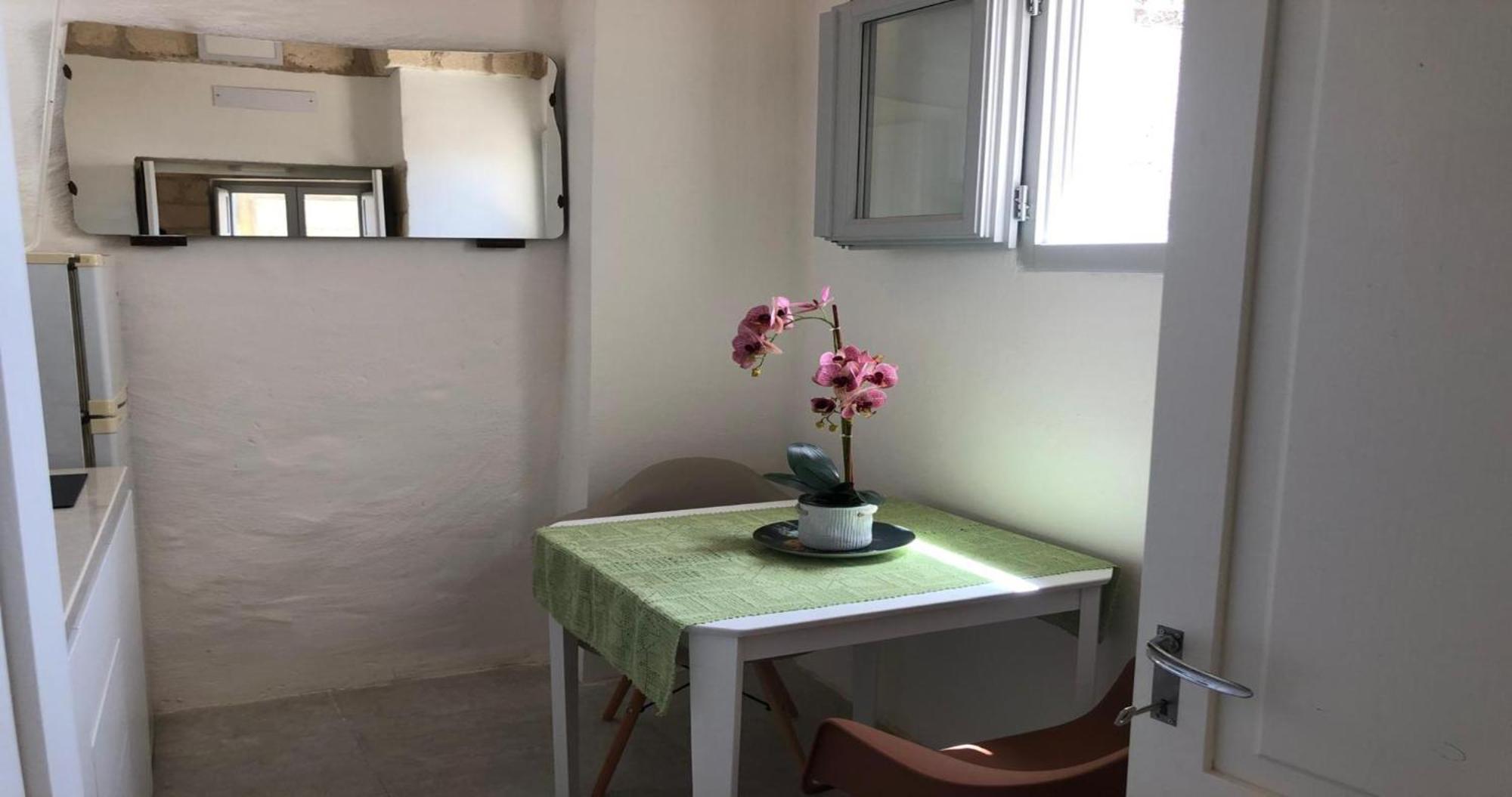 Odegos Monolocali Vico Sant'Antonio Villa Carpignano Salentino Eksteriør bilde