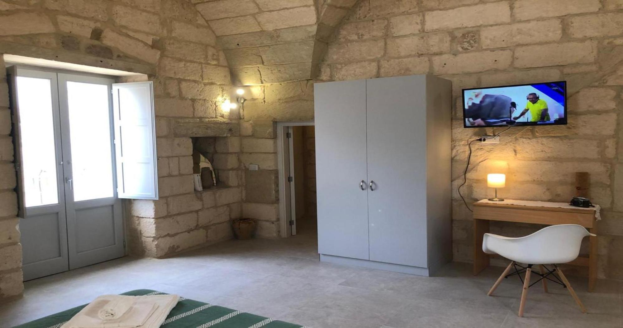 Odegos Monolocali Vico Sant'Antonio Villa Carpignano Salentino Eksteriør bilde
