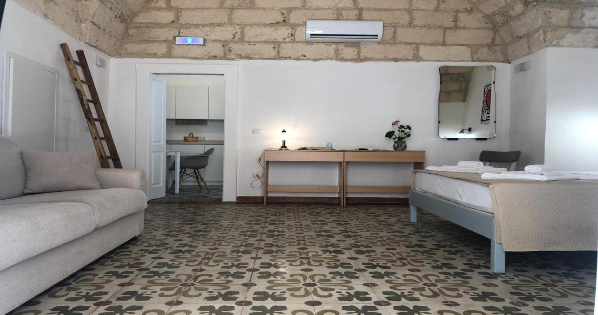 Odegos Monolocali Vico Sant'Antonio Villa Carpignano Salentino Eksteriør bilde