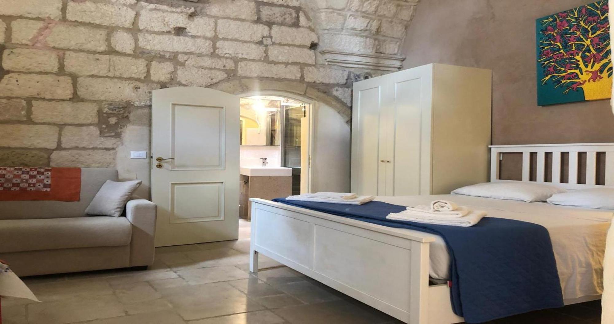 Odegos Monolocali Vico Sant'Antonio Villa Carpignano Salentino Eksteriør bilde
