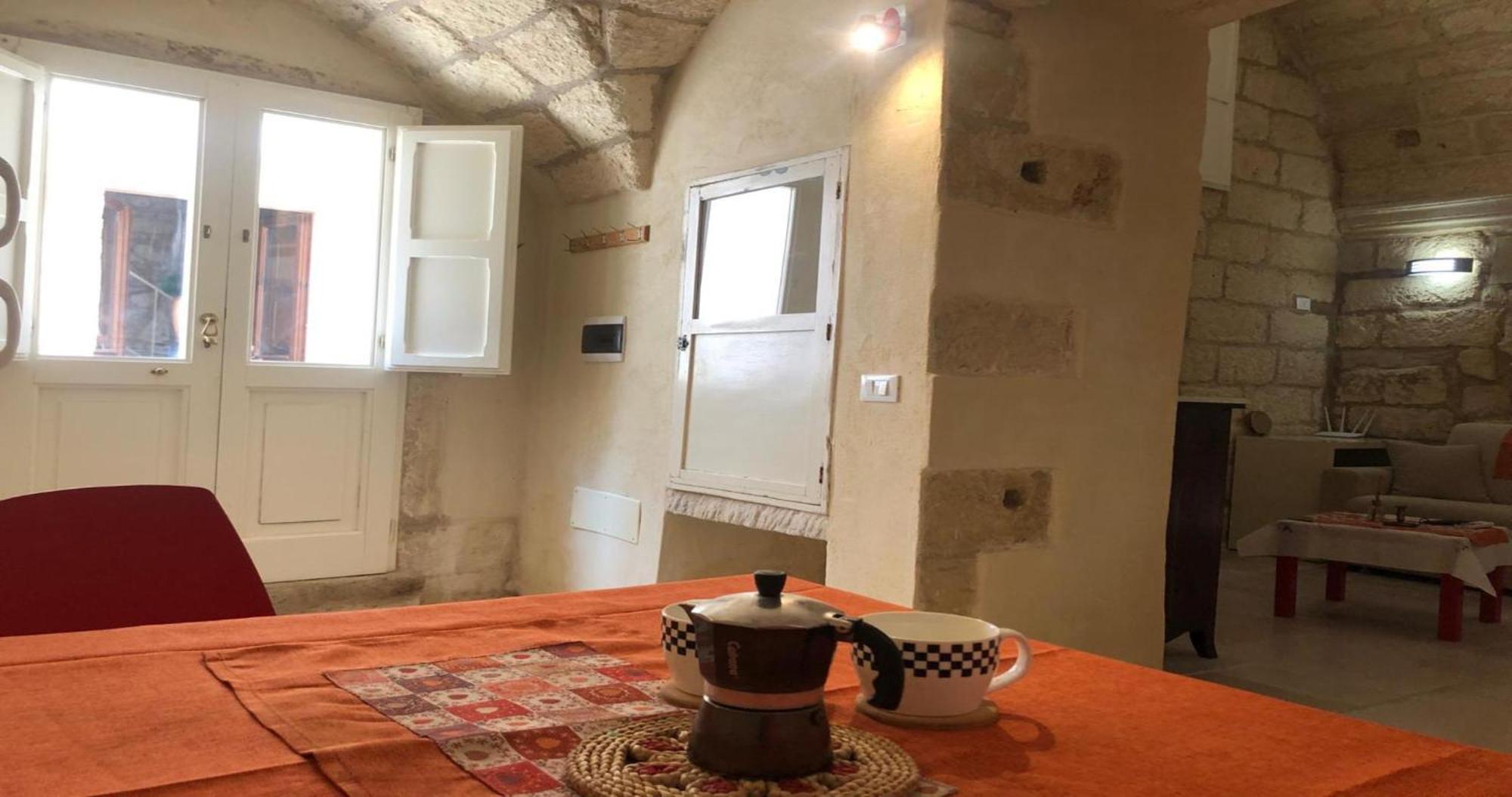 Odegos Monolocali Vico Sant'Antonio Villa Carpignano Salentino Eksteriør bilde