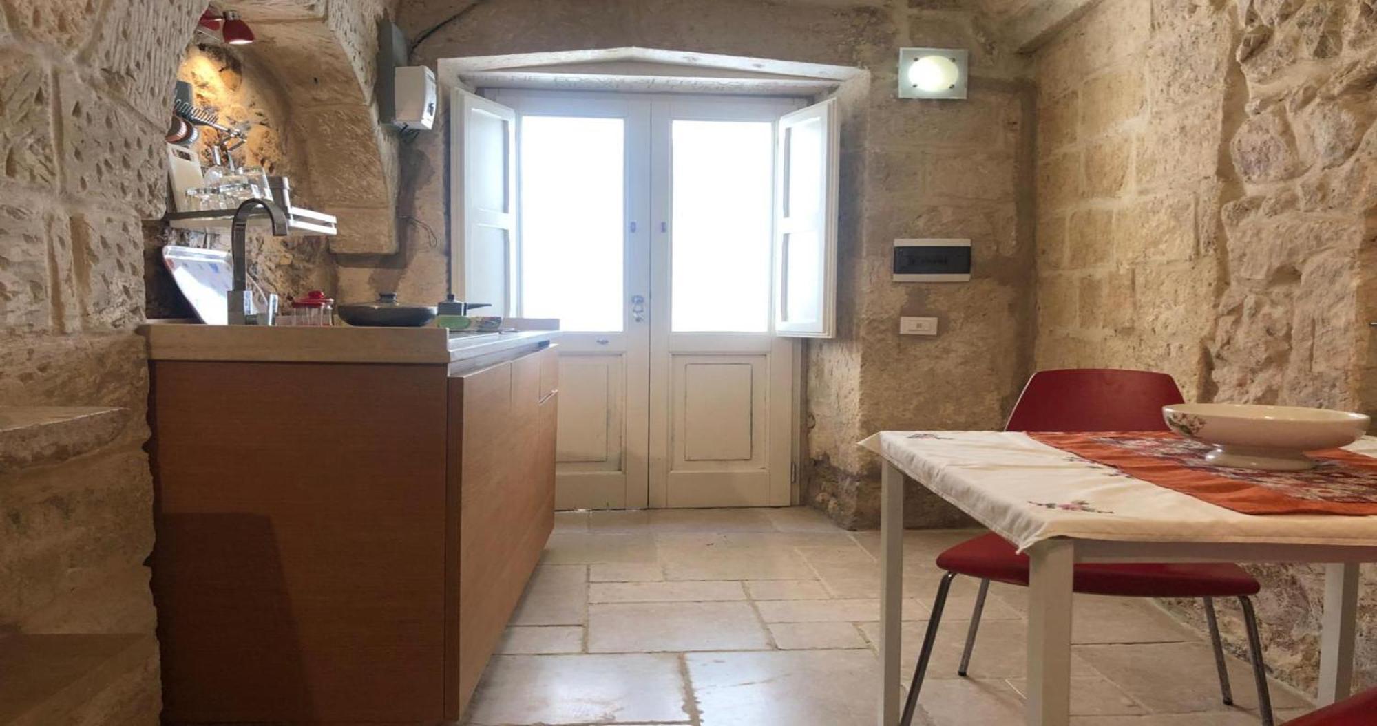 Odegos Monolocali Vico Sant'Antonio Villa Carpignano Salentino Eksteriør bilde