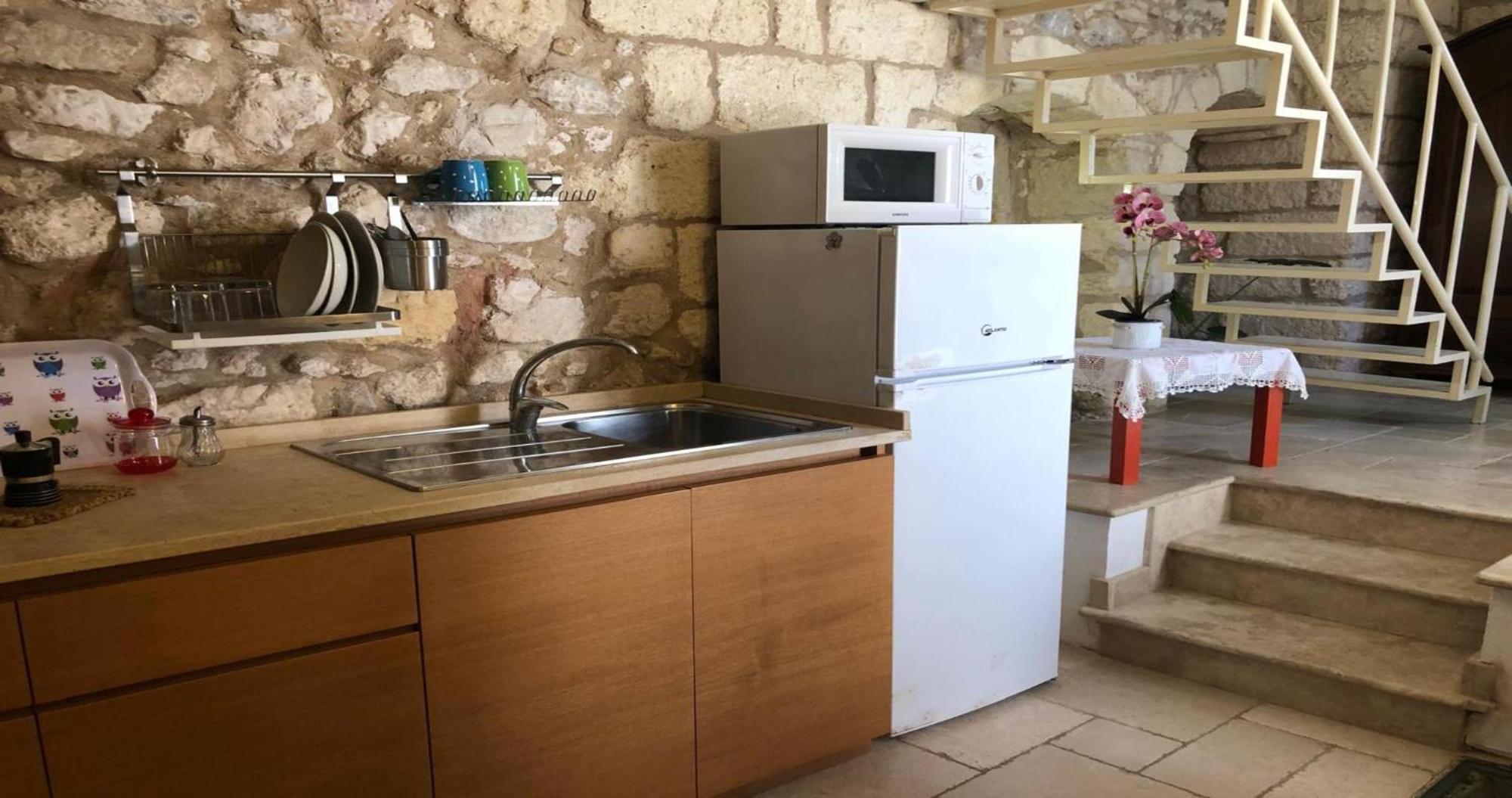 Odegos Monolocali Vico Sant'Antonio Villa Carpignano Salentino Eksteriør bilde